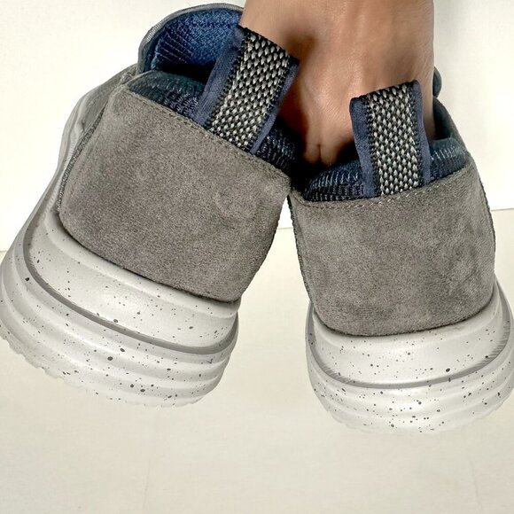 Skechers Proven Renco Slip-On Shoe - Picture 5 of 11